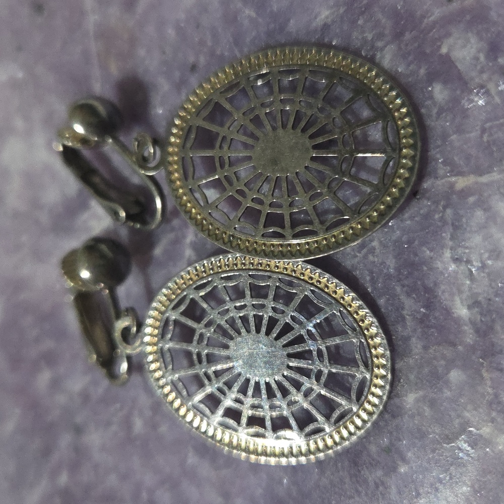 Vintage Clip On Earrings